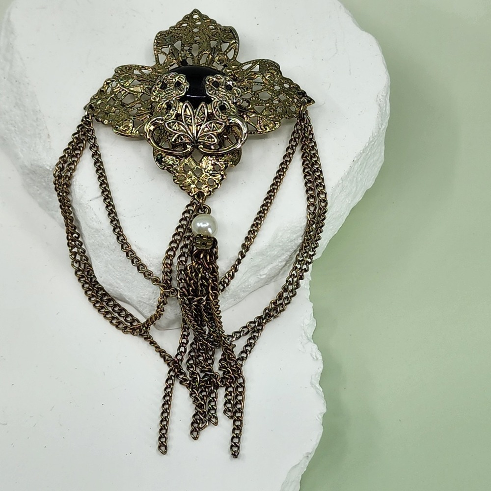 Ornate Gothic Gold Tone Filigree Black Cabochon Chain Tassel Brooch Pin Vintage